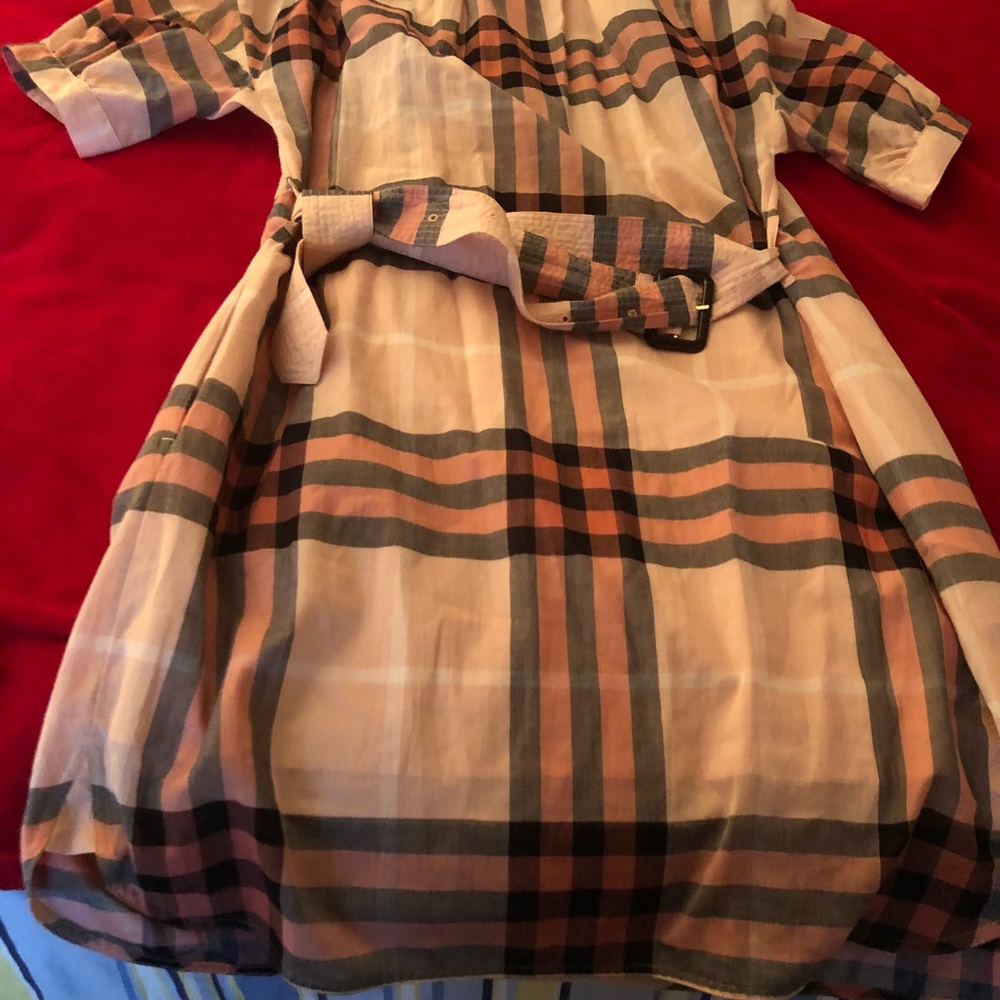 BURBERRY - Picture 3 of 8